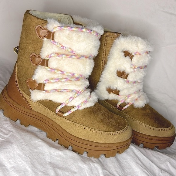 NWOT Carter’s Ariella Faux-Fur High-Traction Lug Sole Little Kids Winter Boots - Picture 11 of 16